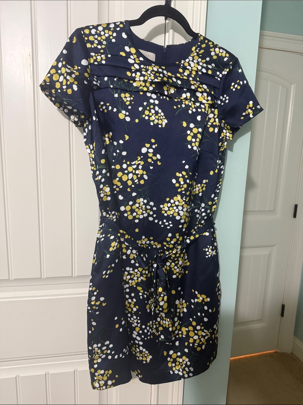 Hobbs London Navy Floral Tie-Waist Short Sleeve Dress